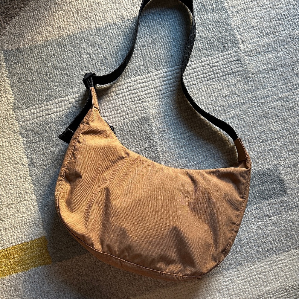 Baggu Pinto Medium Nylon Crescent Bag
